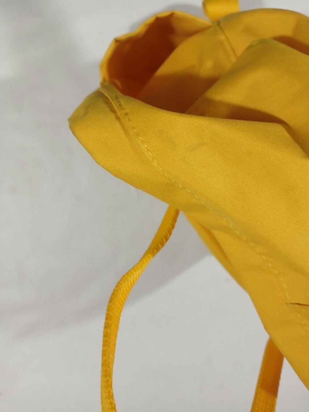 Fjallraven Kanken Classic Backpack - Picture 9 of 15